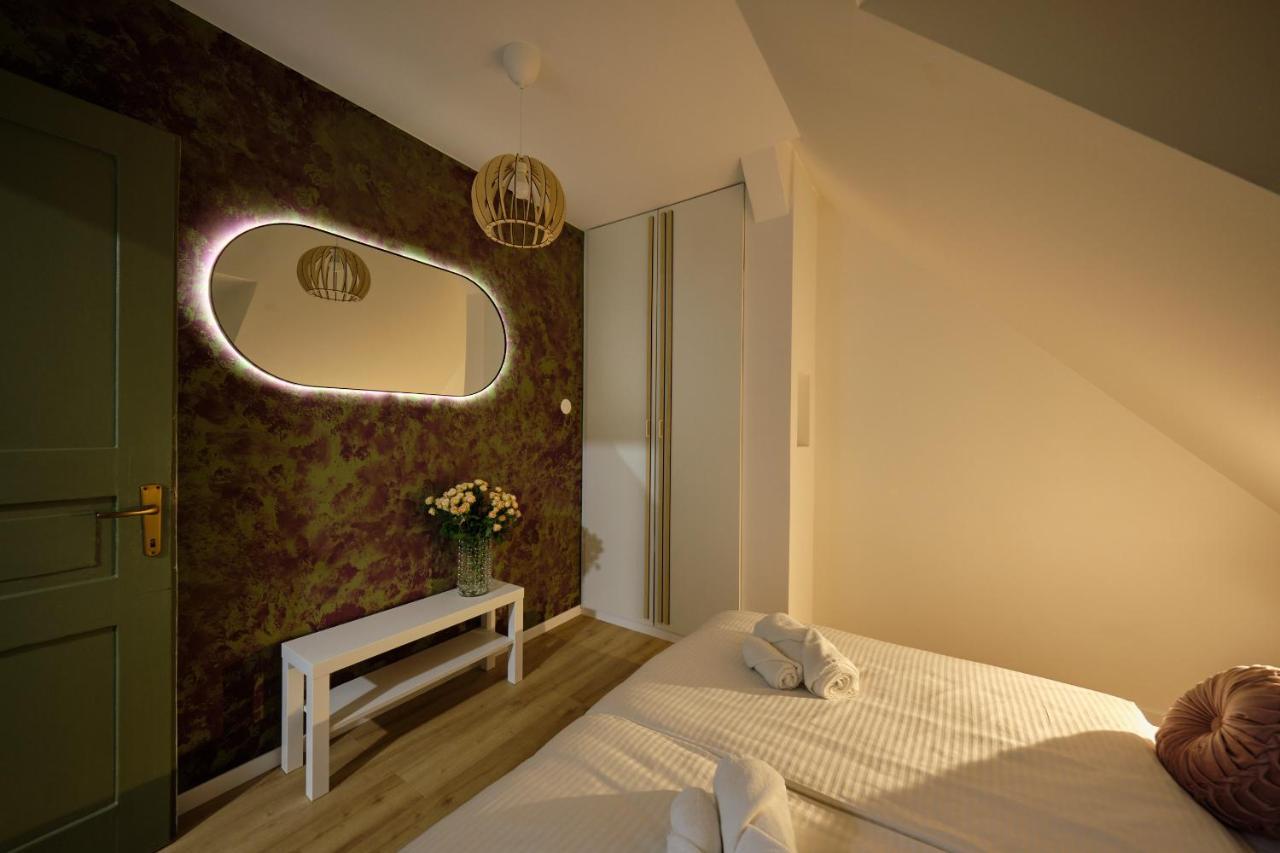M&D Zagreb City Center Quiet Suites Exterior photo